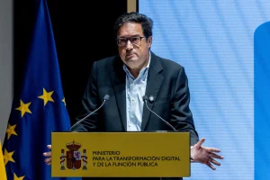 El Gobierno reparte 180 millones para impulsar 372 proyectos de IA en empresas y sanidad