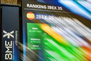 El Ibex 35 sube un 2% en la primera semana de agosto tras conquistar los 20.000 puntos