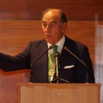 Galán recibe la Medalla de Oro de los Cursos de La Granda por su trayectoria profesional