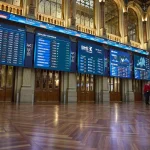 La Bolsa española negoció 303.578 millones en renta variable hasta julio, un 34,2% más