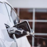 La electrificación mantiene su impulso y supera una de cada cinco matriculaciones en julio