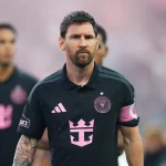 La MLS multa a Leo Messi por dar una palmada en la nuca a Quinn Sullivan del Philadelphia Union