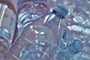 La UE empieza a aplicar nuevas reglas sobre envases y residuos para reducir los no reciclables