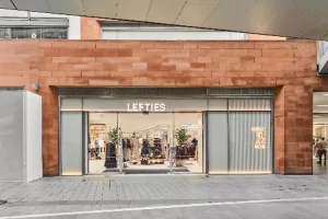 Lefties abre su primera tienda física en Reino Unido tras lanzar su plataforma online
