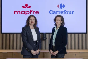 Mapfre comienza a vender seguros a través de la agencia vinculada de Carrefour