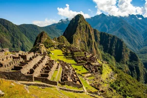 Perú recibió 1,628 millones de turistas internacionales hasta junio, un 0,7% menos interanual