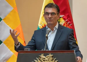 Rodrigo Paz nombra a Christian Andrés Morales Burgos ministro de Economía y Finanzas de Bolivia