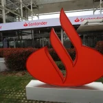 Santander lanzará un nuevo programa de recompra de acciones de 1.825 millones de euros