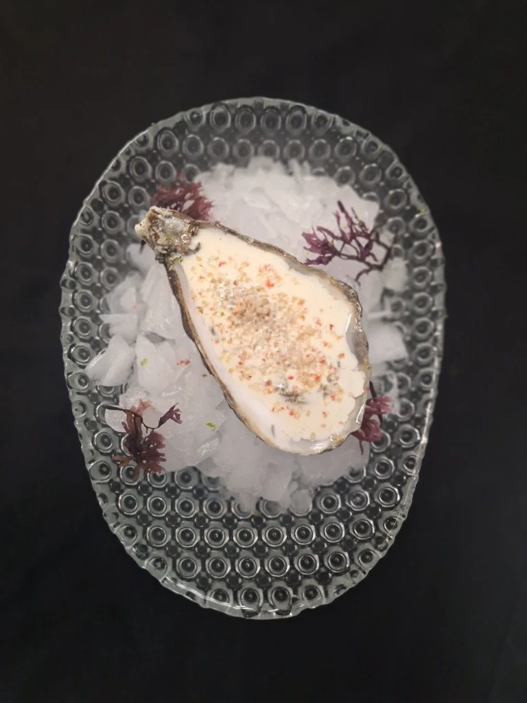 Toro Tapas inaugura su Raw Bar con cocina abierta y el producto del mar como protagonista