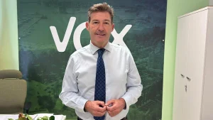 Vox tacha de absurda la propuesta del alcalde de Málaga de becas en Marruecos para menores de Ceuta