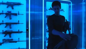 Andrew Garfield da vida a Sam Altman en el tráiler de Artificial: «Los países caerán»