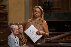 CC pide a Sánchez dejar de colaborar con Marruecos y UPN le acusa de abandonar Ceuta