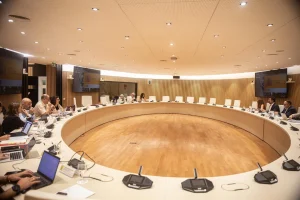 CCOO y UGT piden medidas contra el paro juvenil y de larga duración y reforzar el empleo