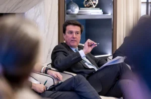 Clemente (Merlin) denuncia que en España se regula para «destruir» los centros de datos