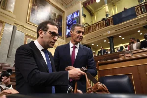 Cuerpo recalca que los salarios han subido cinco veces más con Sánchez que con Rajoy