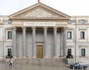 El Congreso aprueba su presupuesto para 2027: 123,6 millones, un 12% más que en 2023