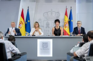 El Gobierno flexibiliza el uso del superávit de las CCAA en inversiones sostenibles y vivienda