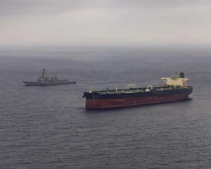 El petróleo amplía su caída un 1,5% pese a las nuevas tensiones entre Arabia Saudí y los hutíes