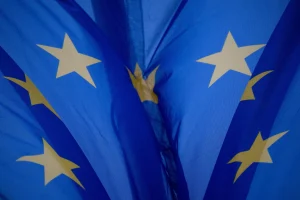 El PMI de la eurozona se mantiene estable en agosto, con España e Italia como motores