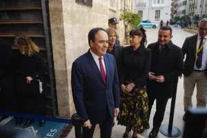El PSPV pide a la Agencia Valenciana Antifraude el expediente del fichaje de la pareja de Llorca