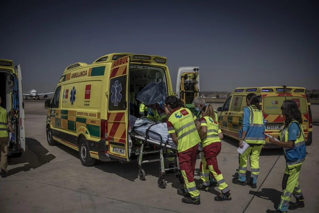 España evacua a cinco soldados ucranianos heridos para tratarlos en hospitales madrileños