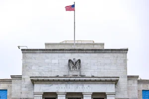 Los mercados descuentan que la Fed subirá los tipos 25 puntos ante la alta inflación