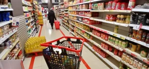 Los supermercados asumen un sobrecoste energético de 110 millones desde la guerra en Oriente Medio