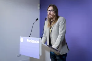 Podemos exige al Gobierno un tope a los carburantes y dejar de bajar impuestos a empresas