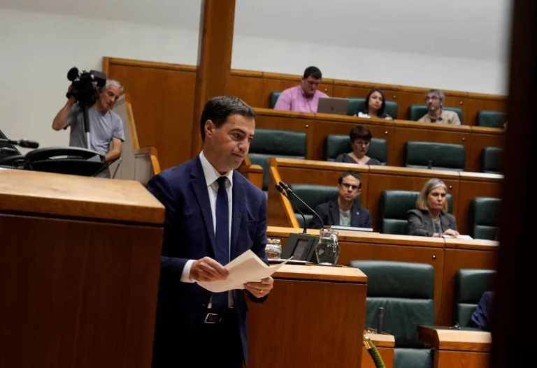 Pradales contrapone el diálogo en Euskadi a una política española basada en la humillación