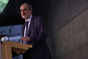 Romero (CECA) llama a superar la falsa dicotomía entre competitividad y estabilidad