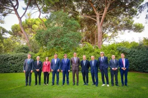 Sánchez e Illa se reúnen con el G8 empresarial catalán en un almuerzo en Barcelona