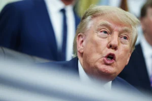 Trump estudia vetar durante 90 días las exportaciones de gasóleo pese a la oposición interna