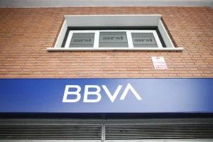 BBVA completa el primer tramo de su recompra de acciones por 1.000 millones de euros