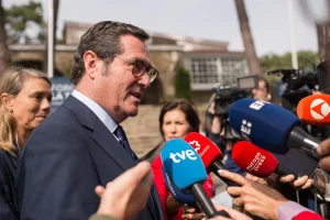 Garamendi reprocha al Gobierno que lleve cuatro años sin aprobar Presupuestos