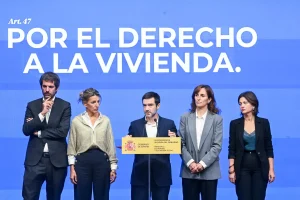 Sumar acusa a Junts de aliarse con la especulación y rechaza retirar los decretos de vivienda